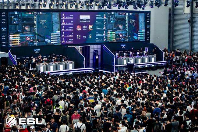 理上颇具威 理上颇具威